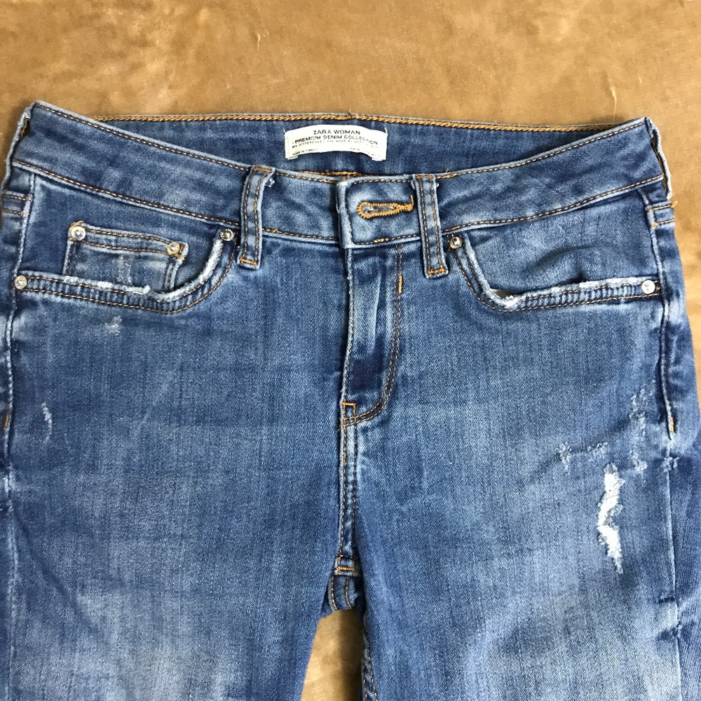 Zara Woman Premium Denim Distressed Jeans  52